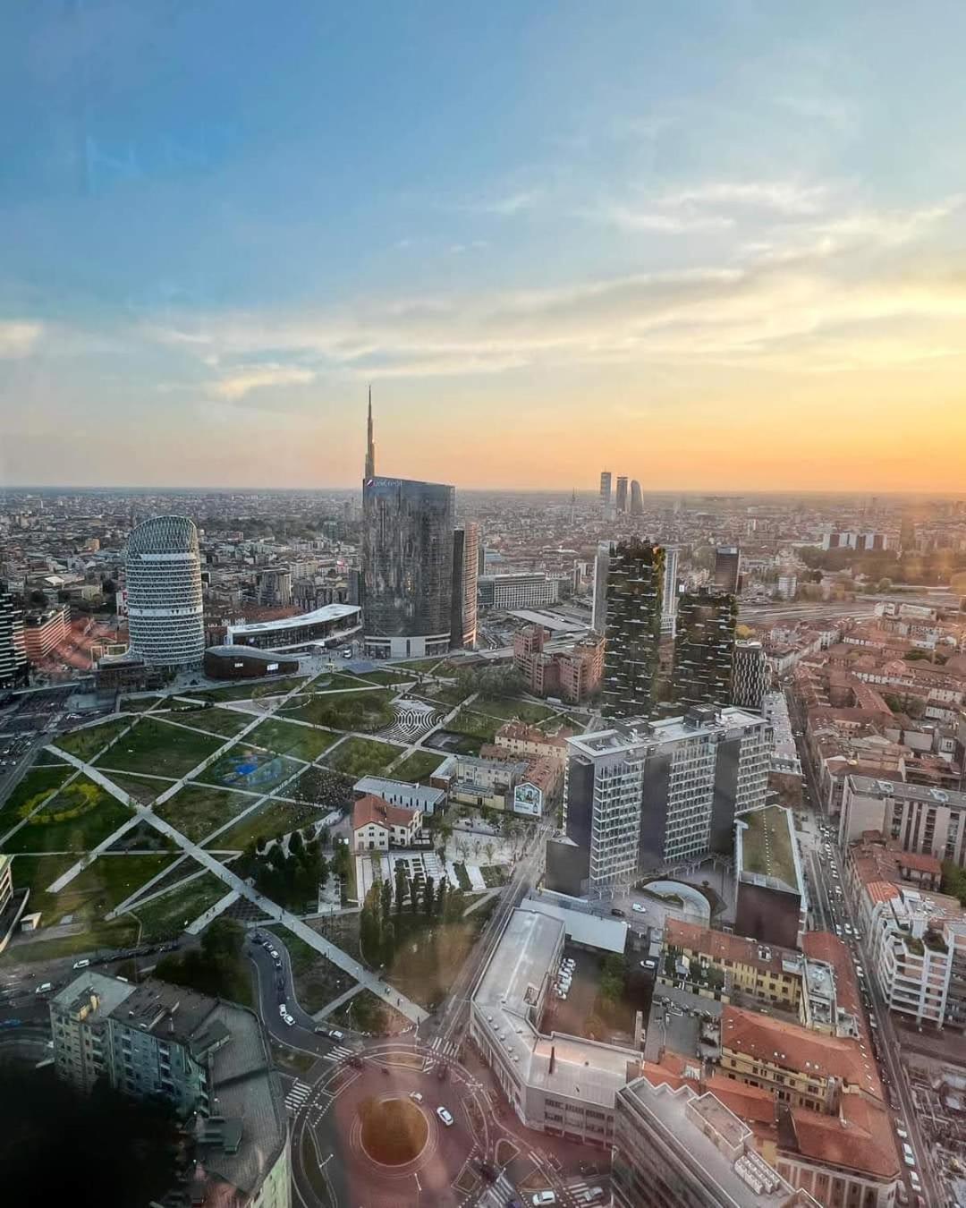 Milano Isola - Bright 2-Room Apartment With Balcony Extérieur photo